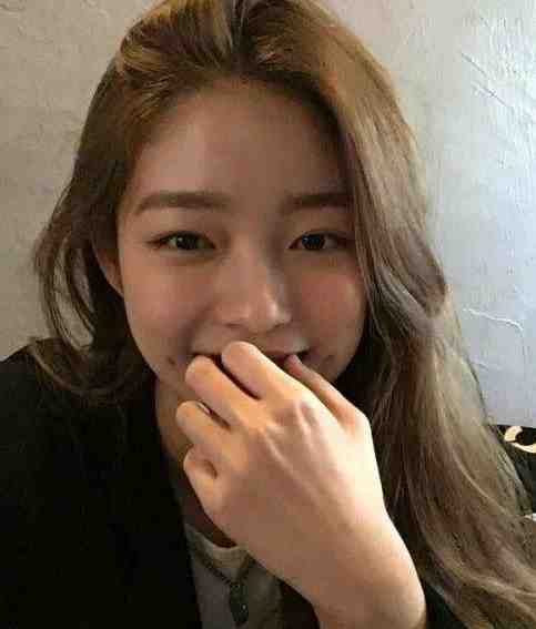 离婚后，我被小鲜肉们围满了全集阅读