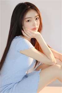 穿越后，她在府上开班了长篇小说