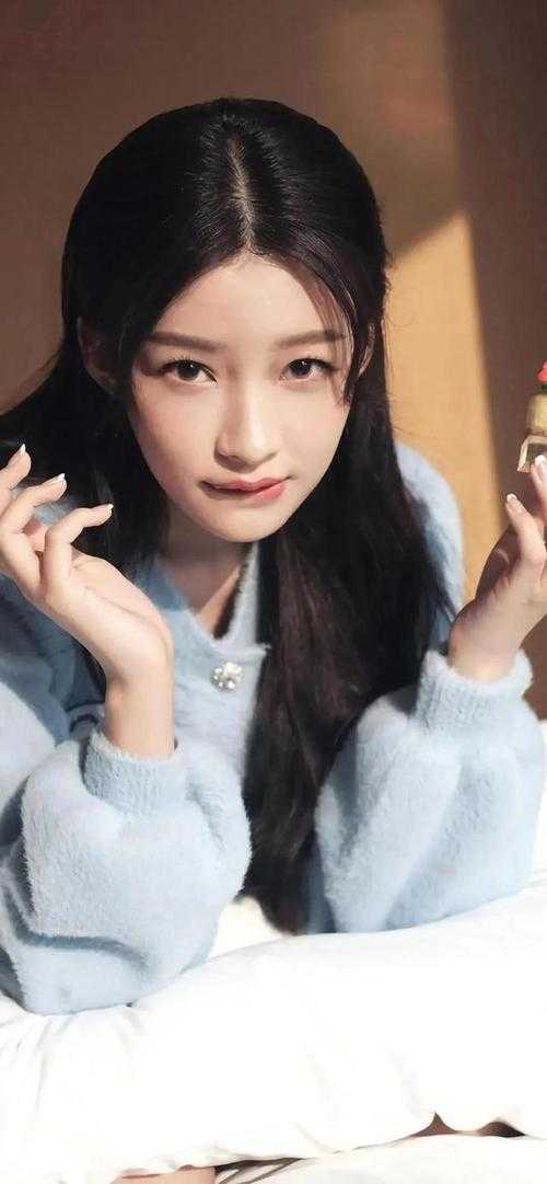 女儿塞给我两万块，我跟她断绝关系了高质量好文