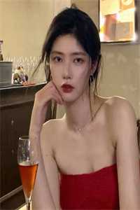 文章精选阅读绝世女帝死后万年，被我摸醒了