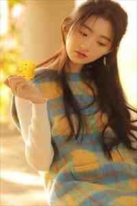 看见弹幕后，我送狗皇帝和白月光归西热门