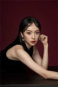 恶毒前妻带球跑，禁欲首长疯找！试读