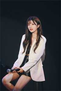 随军婆婆带空间，宠儿媳馋哭大院苏念安黄绍琼小说