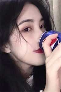 我妈在医院做手术，妻子却陪资助贫困生酒吧狂欢全球完整文集