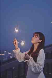 烟火纷纷照明月异常火爆