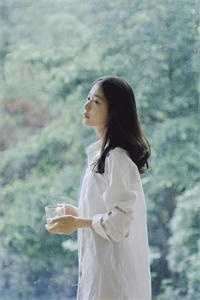 开民宿赔光家底，女友分手倒打一耙异常火爆