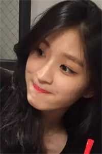 村子被土匪袭击时，丈夫却在城里陪白月光看电影后续+番外